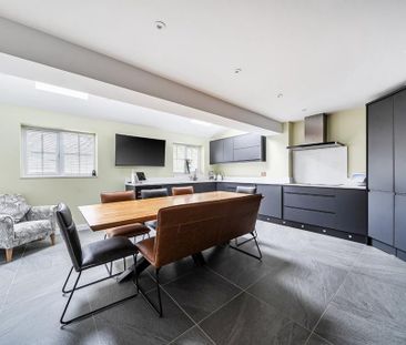 4 bedroom detached house to rent - Photo 6