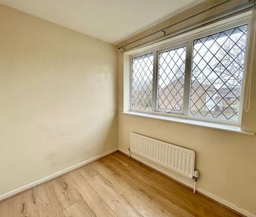 2 bedroom semi-detached house to rent - Photo 3