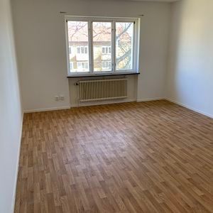 Bergsvägen, Fellingsbro - Photo 3