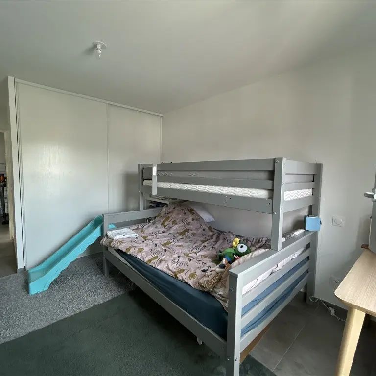 Location appartement 3 pièces - 69m² à Thyez (74300) - Photo 1