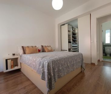 Piso de alquiler en Calle del Pintor José Gatner, Carranque - Haza ... - Photo 3