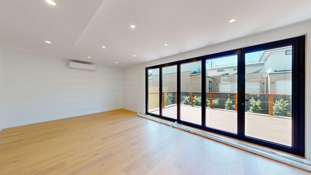 Fresh, Modern, and Minutes from the Beach - Photo 1