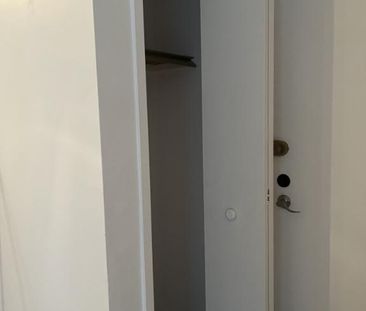 St Césaire 4 1/2 libre Semi ou retraité Pas Animaux Non Fumeur 3 ie... - Photo 3