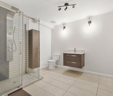 5800-5810 Rue Vigneault, Brossard, QC J4W - Photo 4