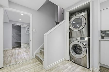 For Lease - 3 Radwell Crescent, Toronto, Ontario - Photo 4