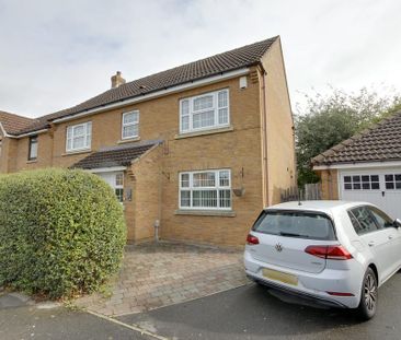 4 bedroom detached house to rent - Photo 2