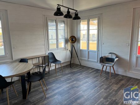 Location Appartement 3 pièces 77m² - Photo 2