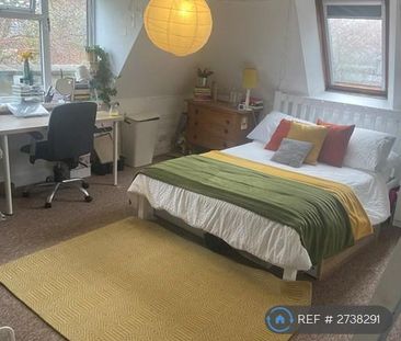 1 bedroom in a house share to rent - Photo 3