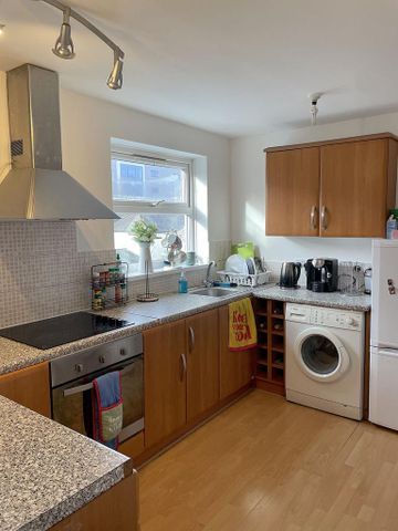 3 bedroom apartment to rent - Photo 5