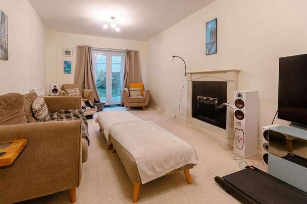 Oliver Road, Hampton, PE7 - Photo 1