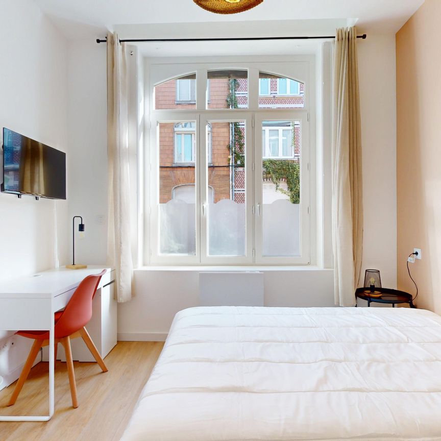 VIRGINIE GHESQUIERE Colocation 5 chambres à Lille - Photo 1