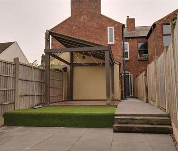 Barns Lane, Walsall, WS4 - Photo 1