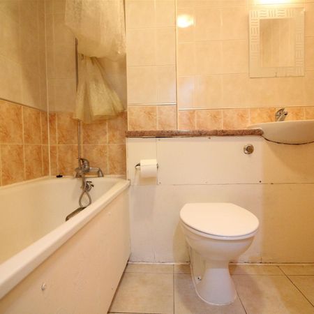 Langley Road, Slough - Photo 3