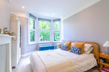 2 Bed Flat, East Dulwich Road, SE22 - Photo 4