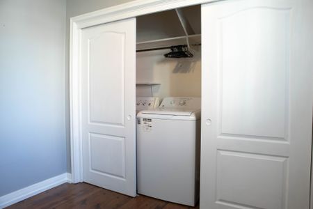 For Lease - 22 Centre Street Unit# 2, Bradford West Gwillimbury, Ontario - Photo 4