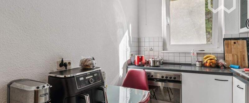 Ruhige, liebevoll eingerichtete Wohnung in Wilmersdorf in bester Lage - Photo 1