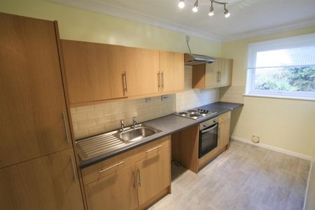 Forth Close Caister, Great Yarmouth - Photo 3