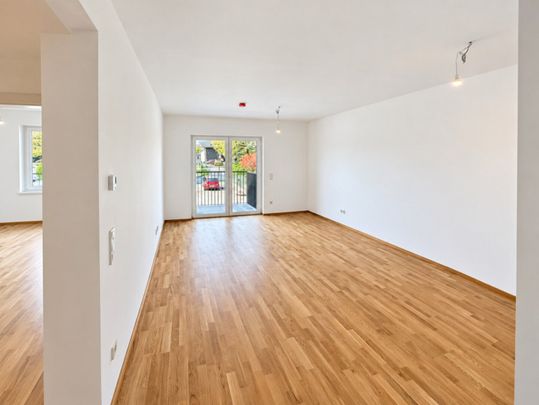 Erstbezug für Singles und Paare - mit Balkon und bester Ausstattung - Foto 1