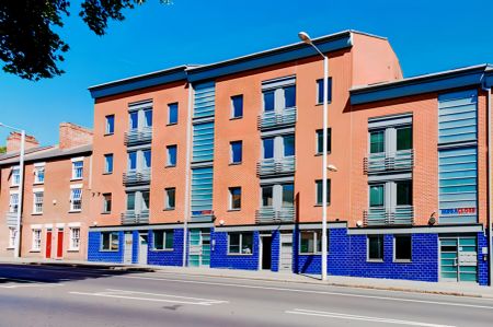 6 bedrooms 2 bathrooms - Photo 5