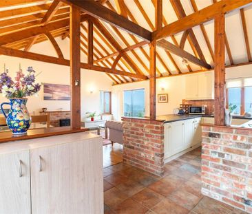 2 bedroom barn conversion to rent - Photo 6