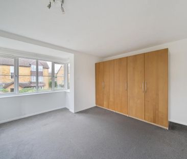 Studio to rent - Photo 6