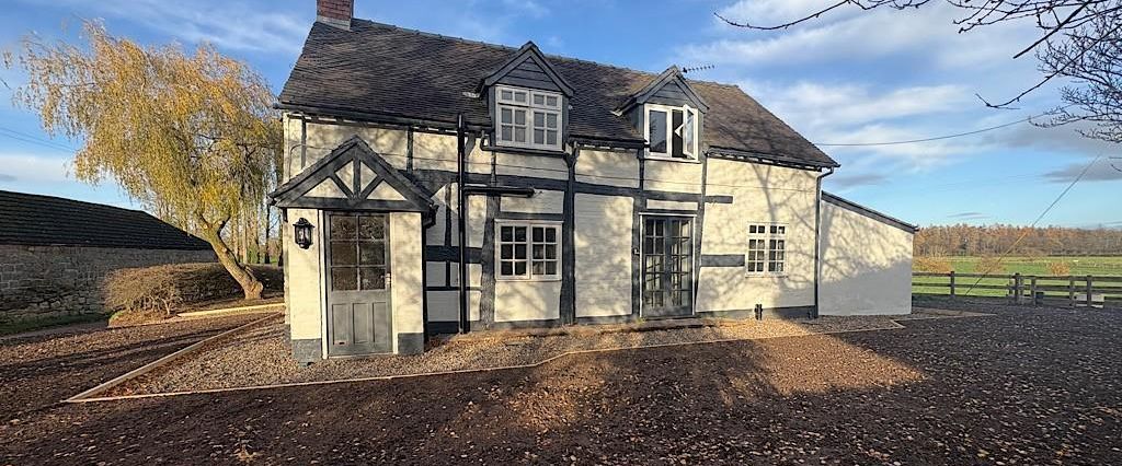 3 bedroom detached house to rent - Photo 1