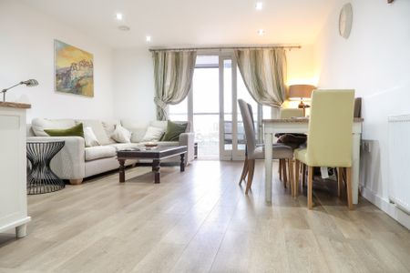 RM2 Chrisp Street | Poplar | London | E14 6GH - Photo 2