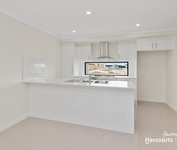 FAMILY HOME IN YARRABILBA - Photo 6