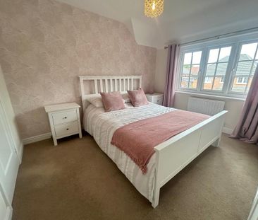3 bedroom semi-detached house to rent - Photo 5