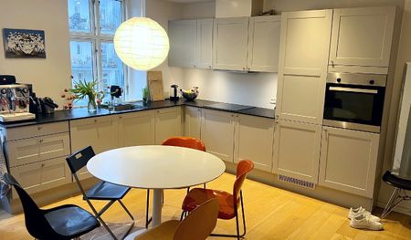 Lige ved Torvehallerne og metro - Photo 2