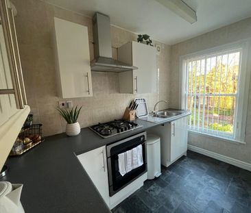 1 bedroom Flat To Let - Photo 6