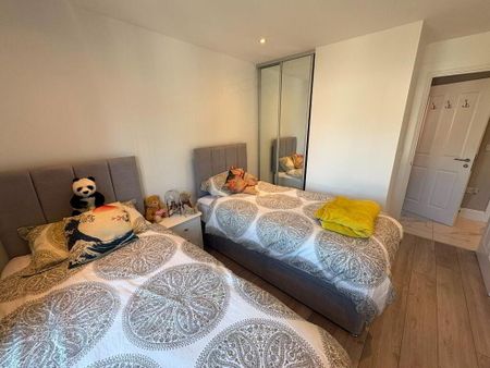 Apt 3, 2 The Tides, Carrickfergus, BT38 8GN - Photo 2