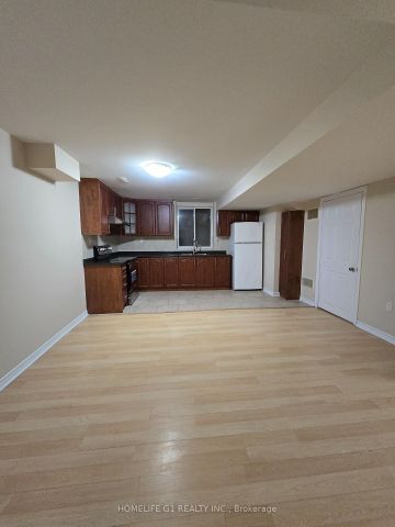 For Lease - 12 Fieldview Drive, Brampton, Ontario - Photo 2