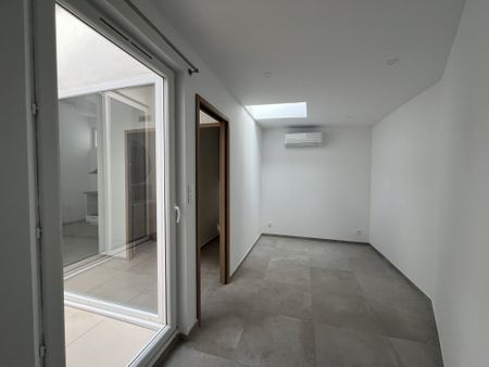 Location Appartement 2 pièces 30m² MARSEILLE 7ème - Photo 5