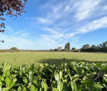 North Kelsey Road, Caistor - Photo 3