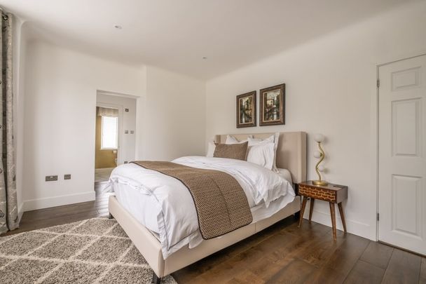 5 bedroom detached house to rent - Photo 1