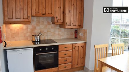 Bright 2-bedroom apartment for rent in Swords, Dublin - Photo 5