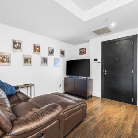 Perle rare au coeur de la Petite-Italie! Dispo 1er déc. 2025 - Photo 4