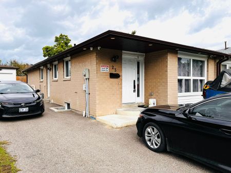 For Lease - 23 Gulliver Crescent, Brampton, Ontario - Photo 3