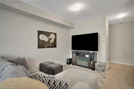 For Lease - 10 Birmingham Drive Unit# 119, Cambridge, Ontario - Photo 4