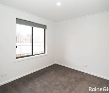 MODERN TWO BEDROOM UNIT - Photo 3