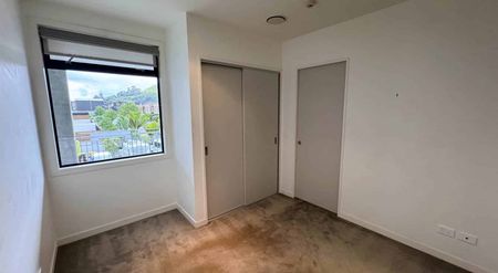 Quality 3-Bedroom Rental in Popular Stonefields - Photo 3