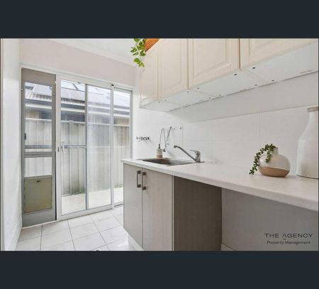 8 Manila Road, Clarkson, WA 6030 - Photo 4