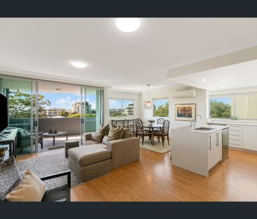 COASTAL LIFESTYLE OPPORTUNITY IN PRIME TWEED HEADS LOCATION - Photo 1