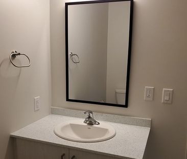 For Lease - 307 King Street Unit# 203, Hamilton, Ontario - Photo 6