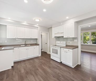 For Lease - 207 Maplehurst Avenue, Toronto, Ontario - Photo 3