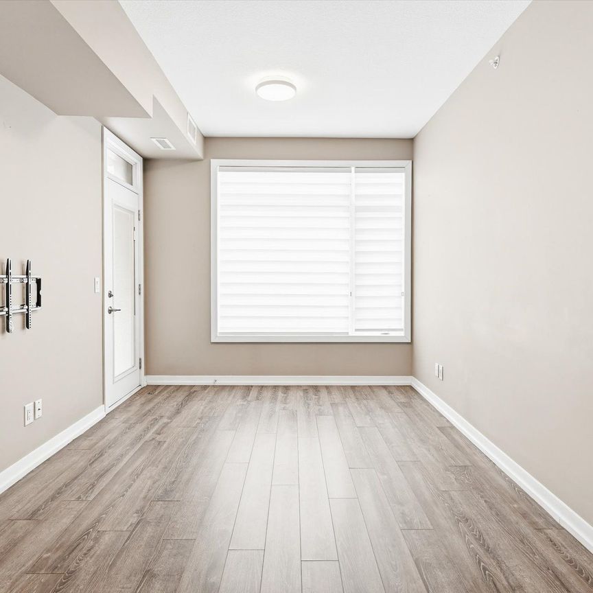 For Lease - 457 Plains Road Unit# 320, Burlington, Ontario - Photo 1