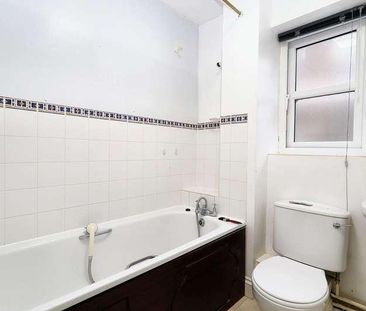Woodbury Park Road, Tunbridge Wells, TN4 - Photo 2