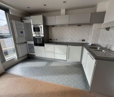 1 bedroom flat to rent - Photo 2