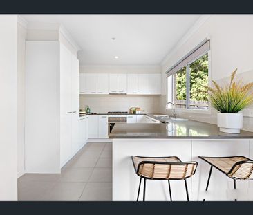 Modern Family Living in the Frankston High School Zone - Photo 2